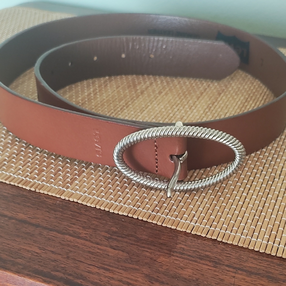 Levi's Genuine Leather classic Belt - Picture 2 of 4